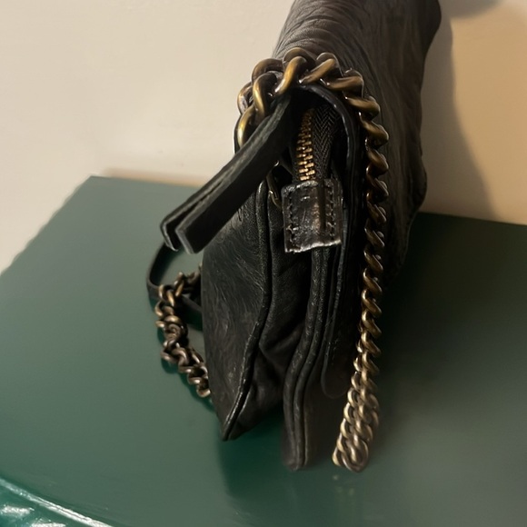 Maxon Collection Genuine Leather Black Crossbody Bag with Detachable Chain Strap - Picture 5 of 16